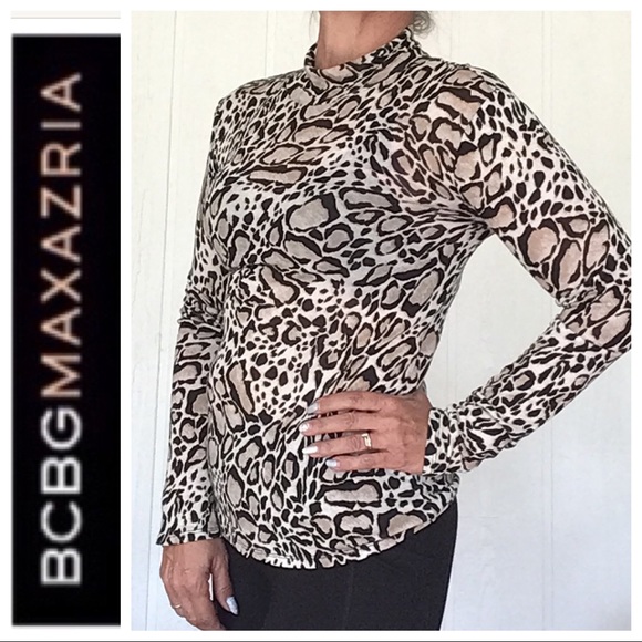 BCBGMAXAZRIA SNAKE PRINT MOCK NECK SHIRT  SMALL - Picture 2 of 7